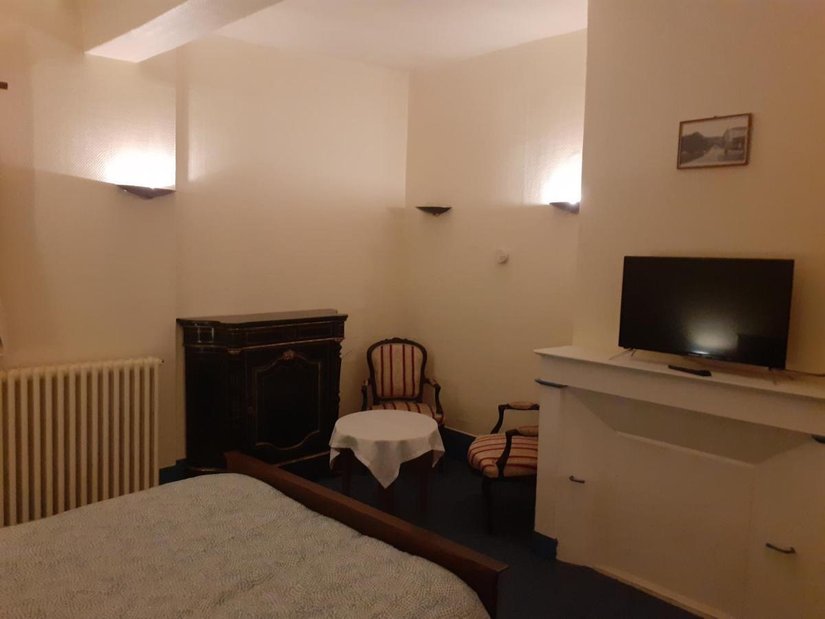Le Grand Cerf Hotel Nonancourt Exterior foto